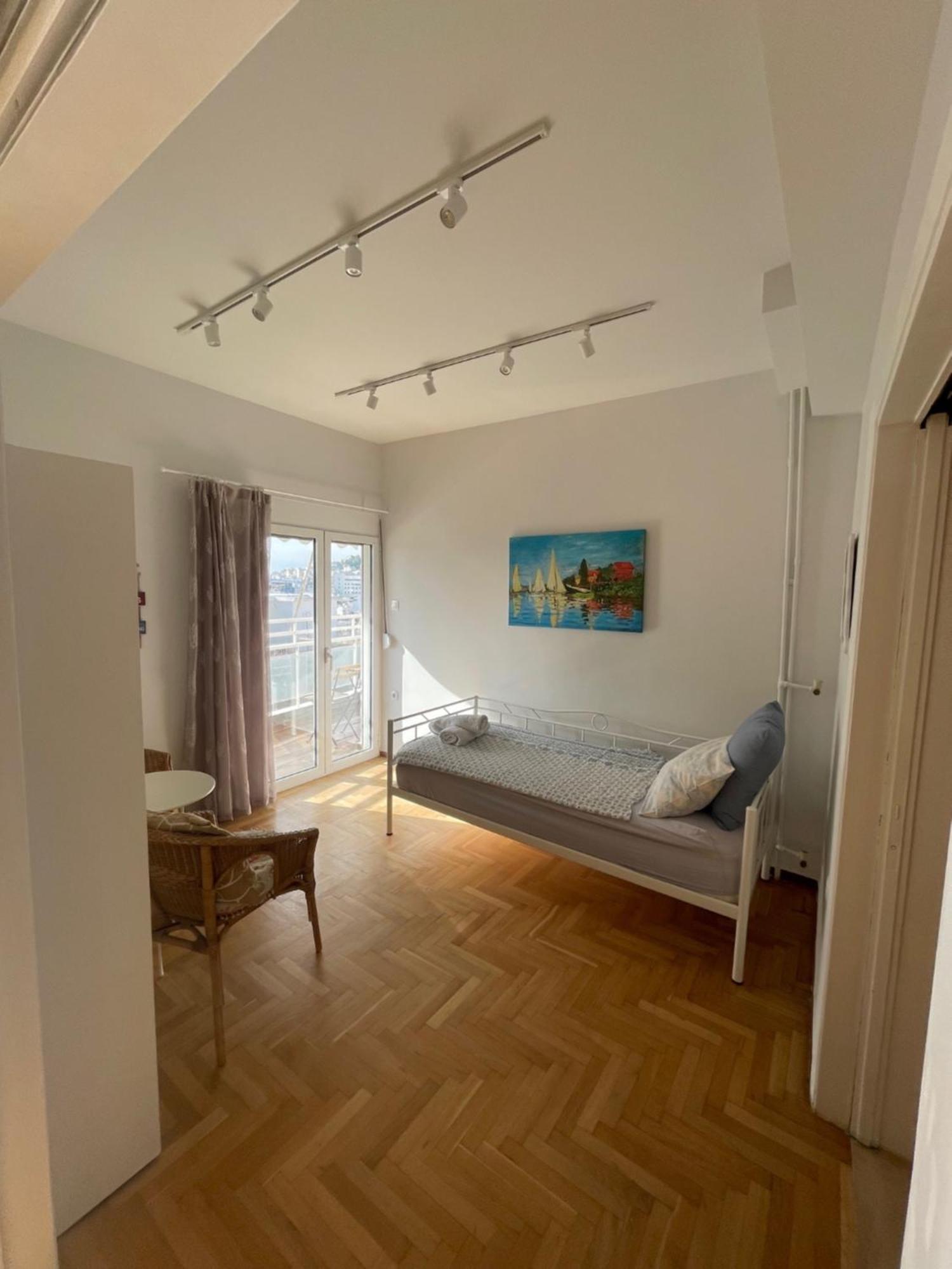 Cozy Apartment Near Metro-Athens View Exterior photo